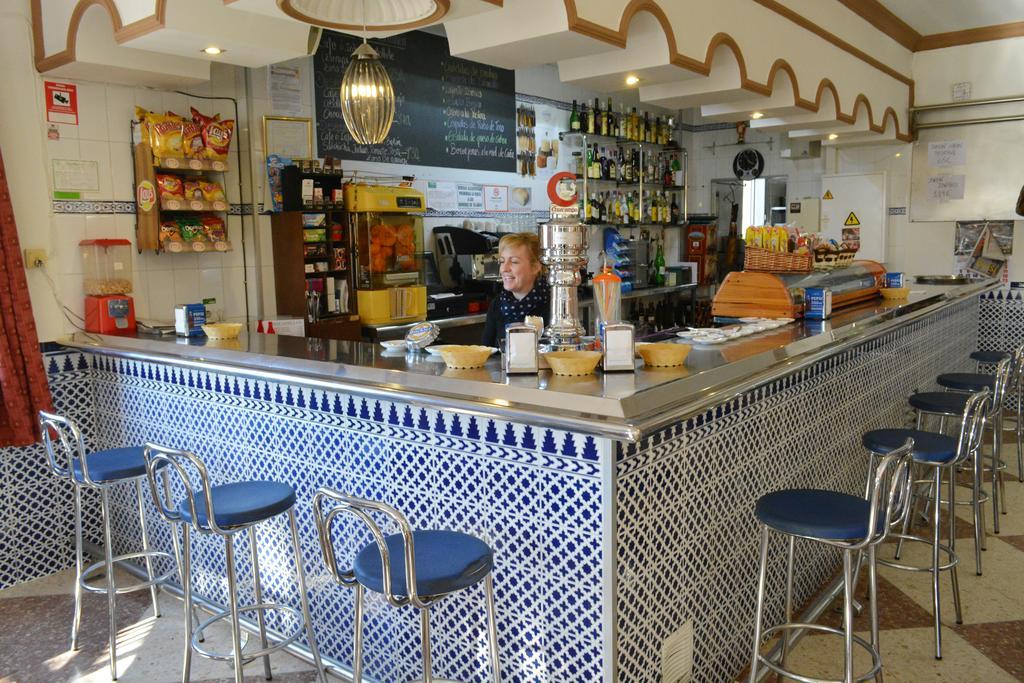 Hostal Restaurante El Cruce Ardales Exterior photo