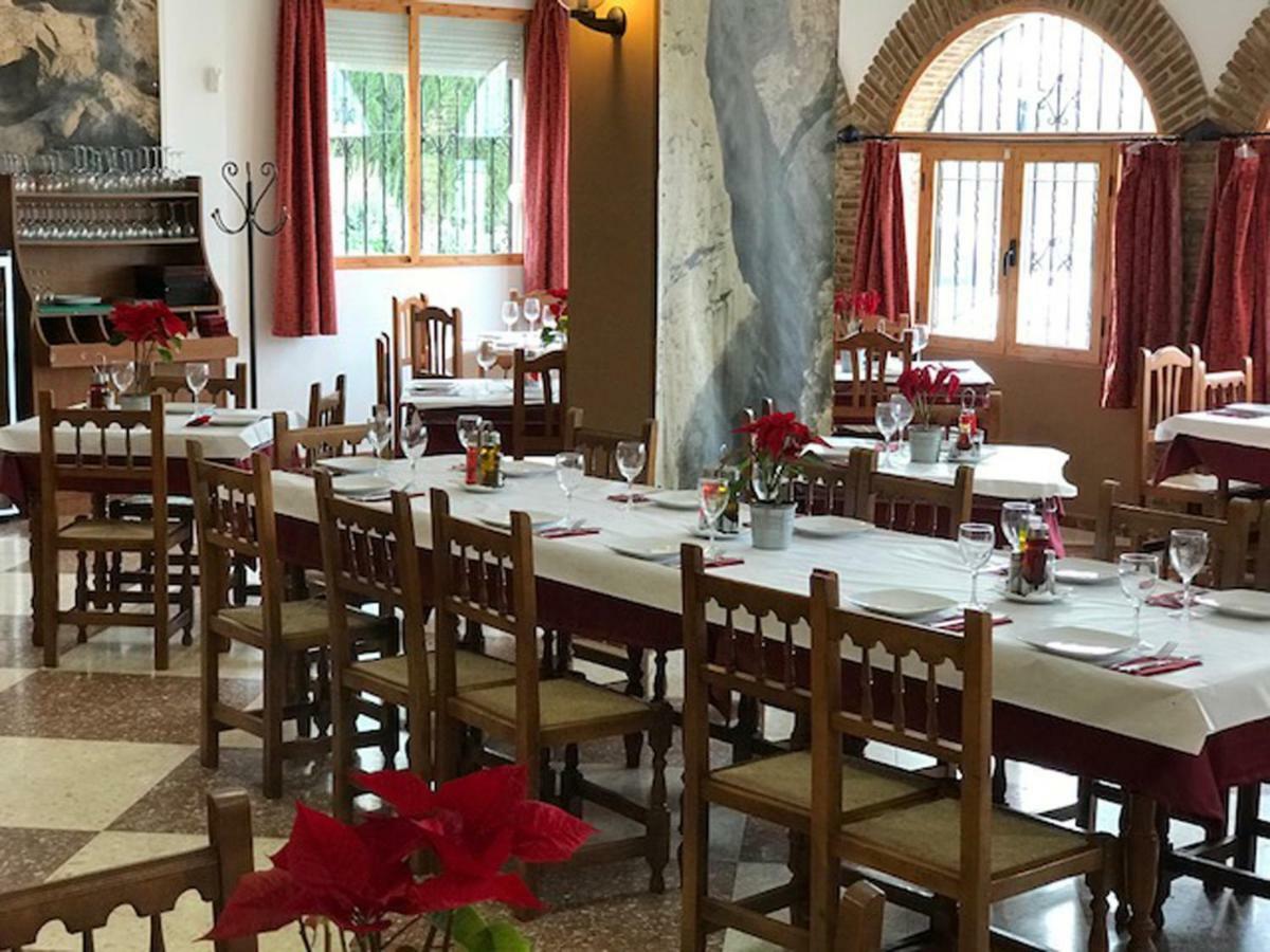Hostal Restaurante El Cruce Ardales Exterior photo